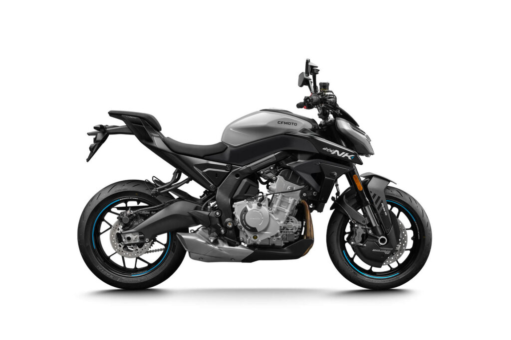 CFMOTO 675NK Moottoripyörä