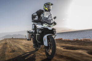 CFMOTO 800MT ES Moottoripyörä
